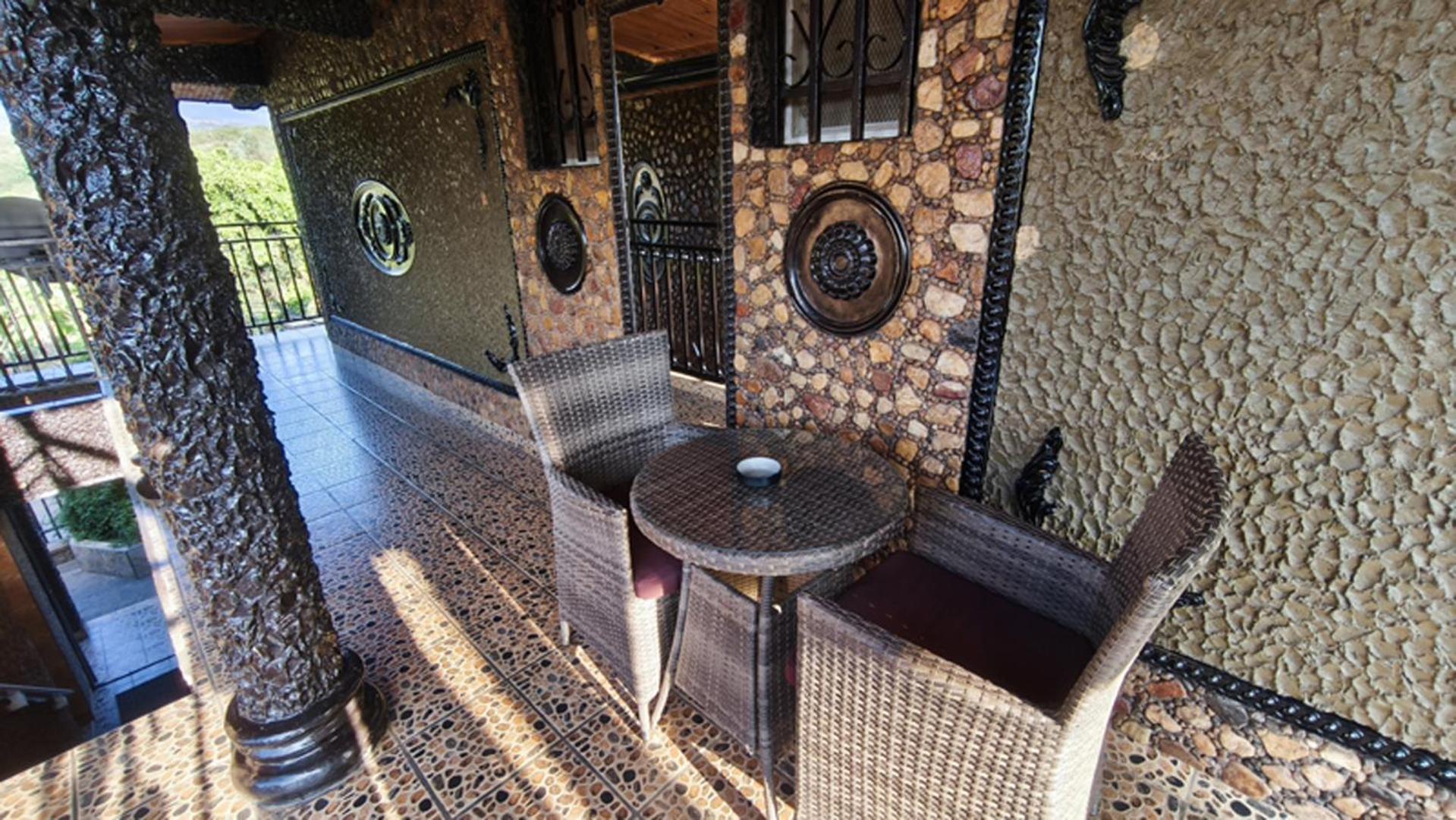 Hotel Restaurant Le Miamiam Glouglou Ambositra Экстерьер фото