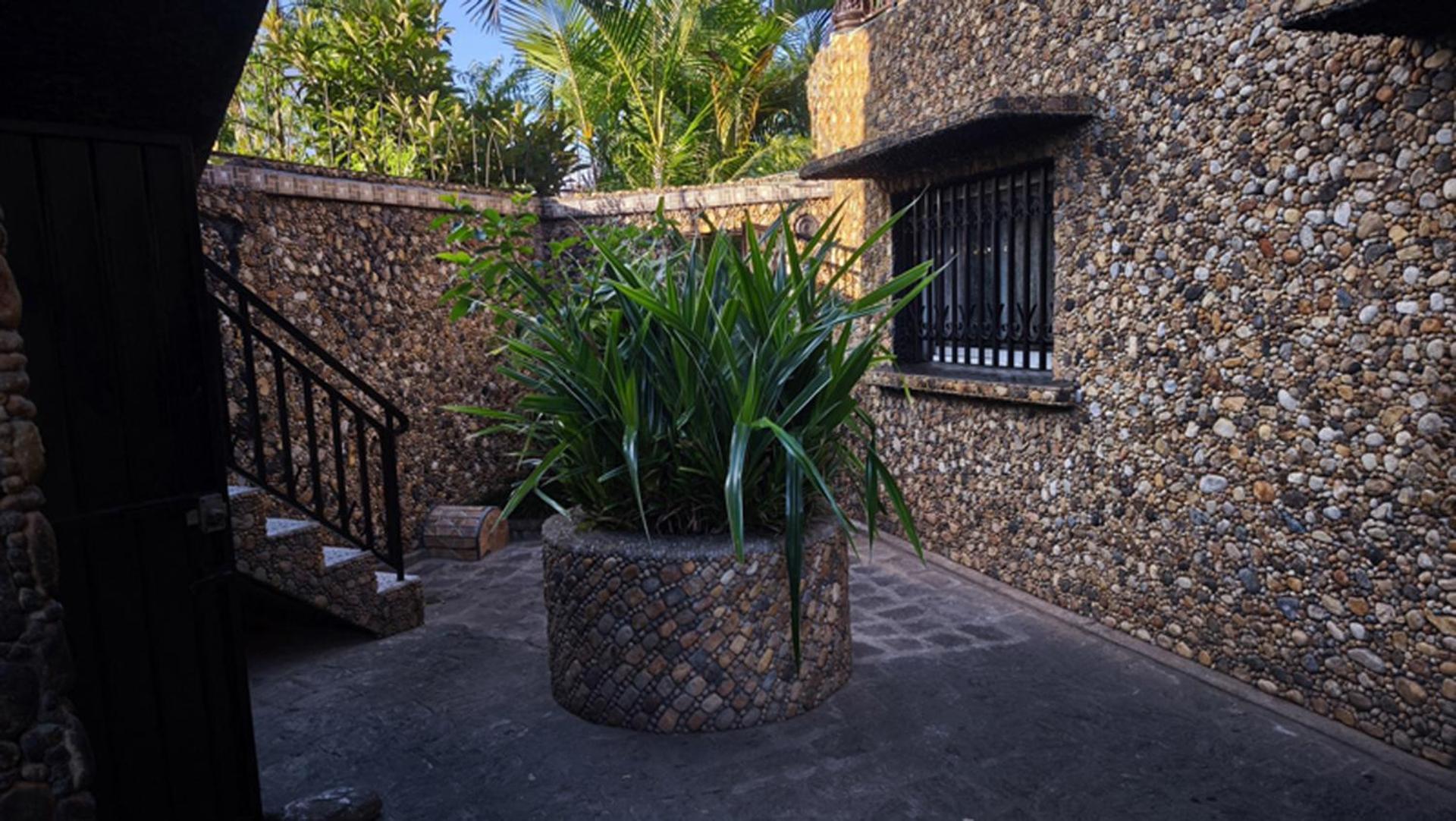 Hotel Restaurant Le Miamiam Glouglou Ambositra Экстерьер фото