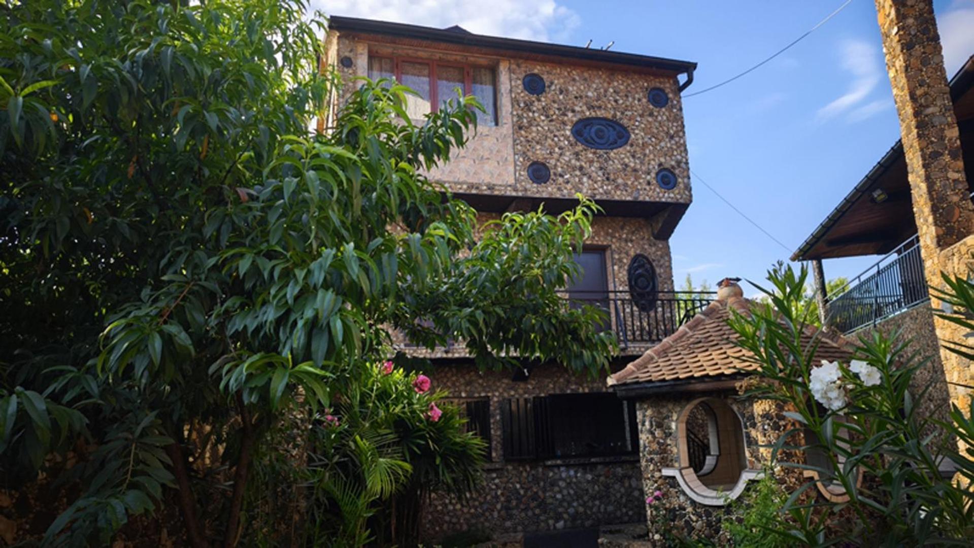 Hotel Restaurant Le Miamiam Glouglou Ambositra Экстерьер фото